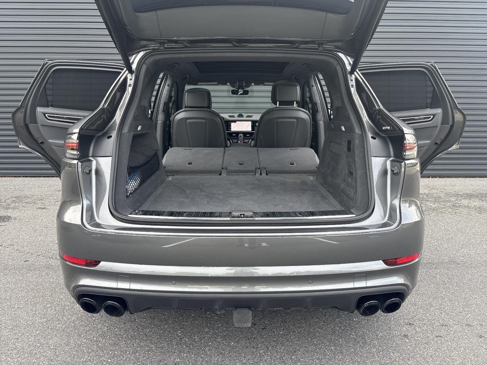 2022 Porsche Cayenne Turbo AWD
