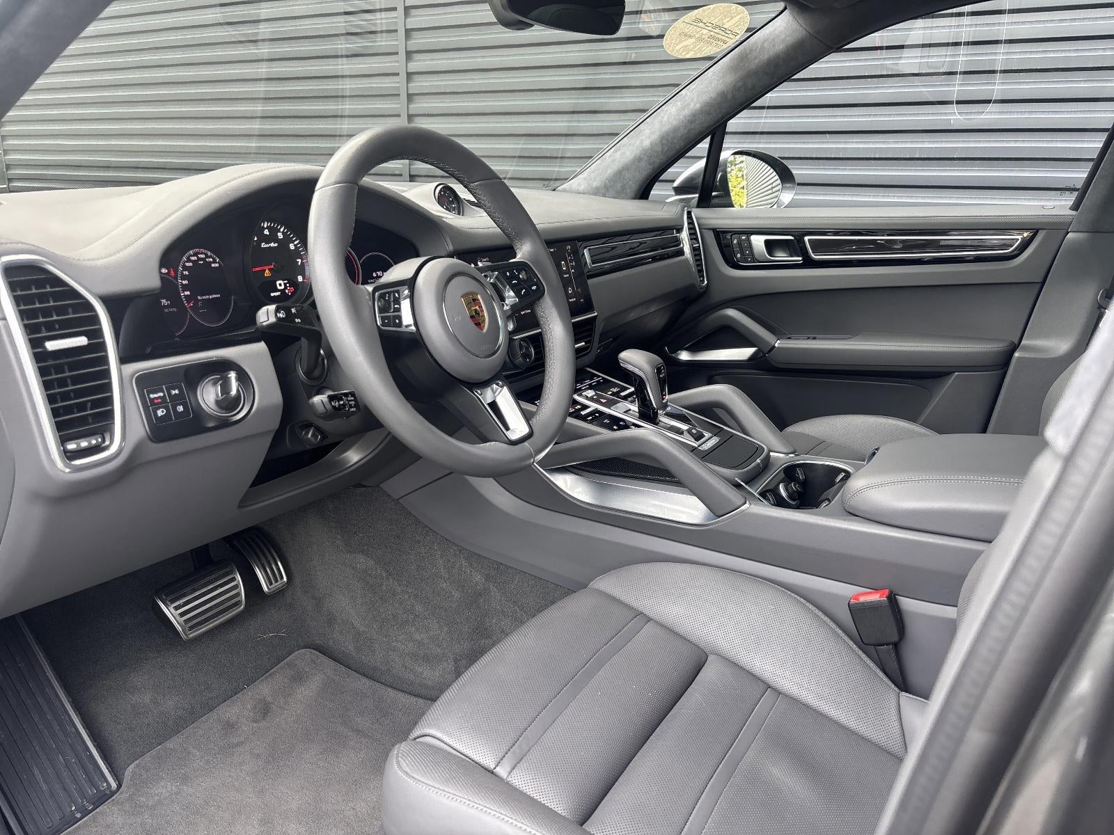 2022 Porsche Cayenne Turbo AWD