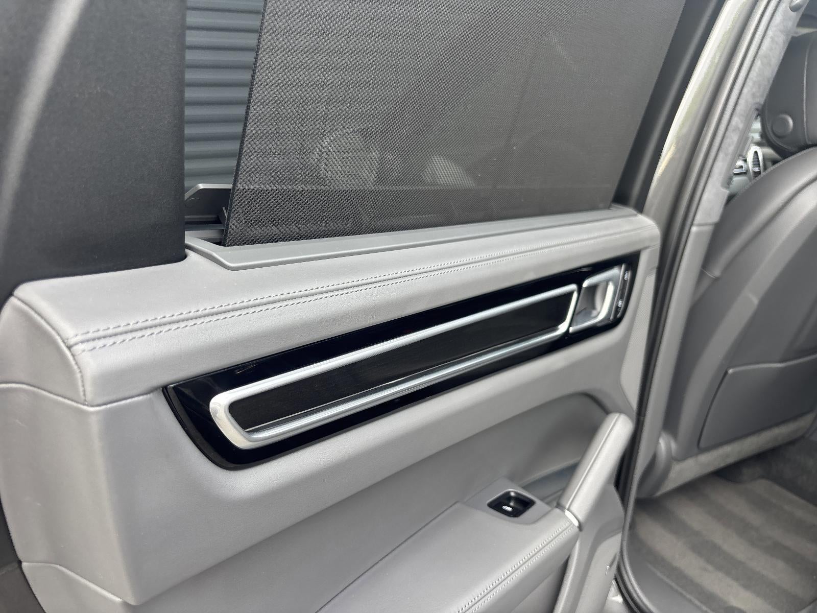 2022 Porsche Cayenne Turbo AWD