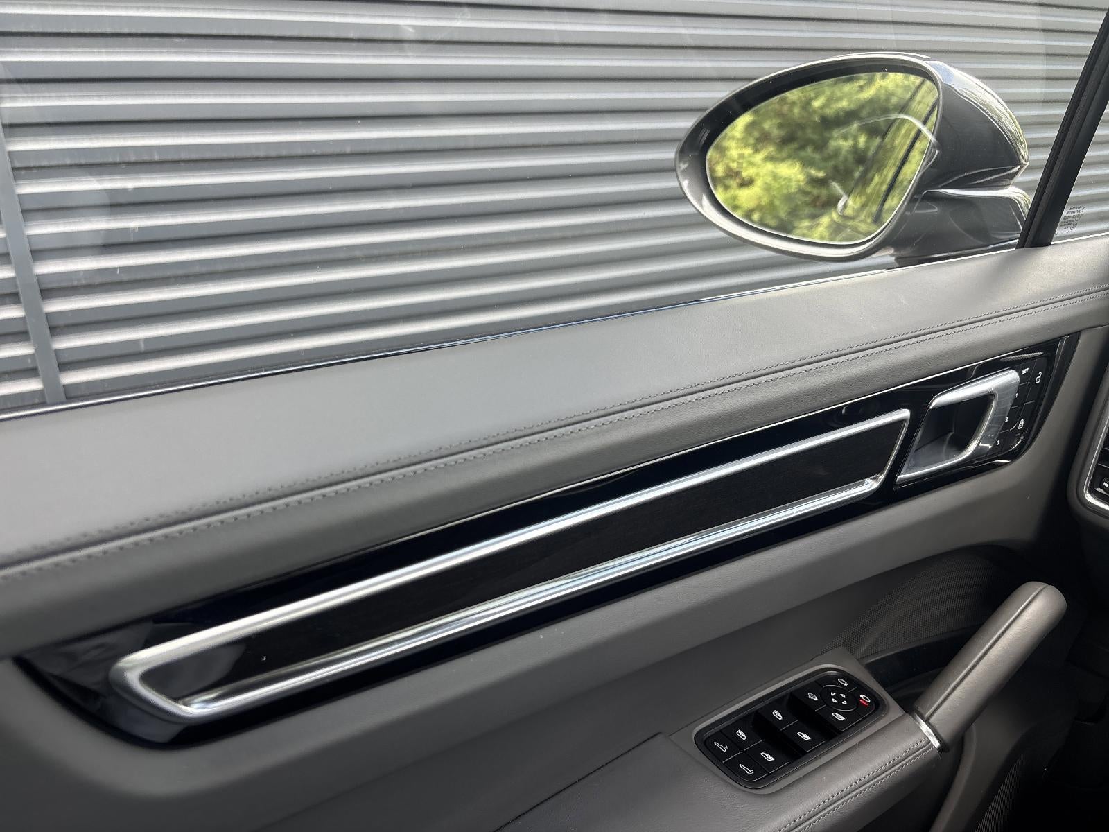 2022 Porsche Cayenne Turbo AWD