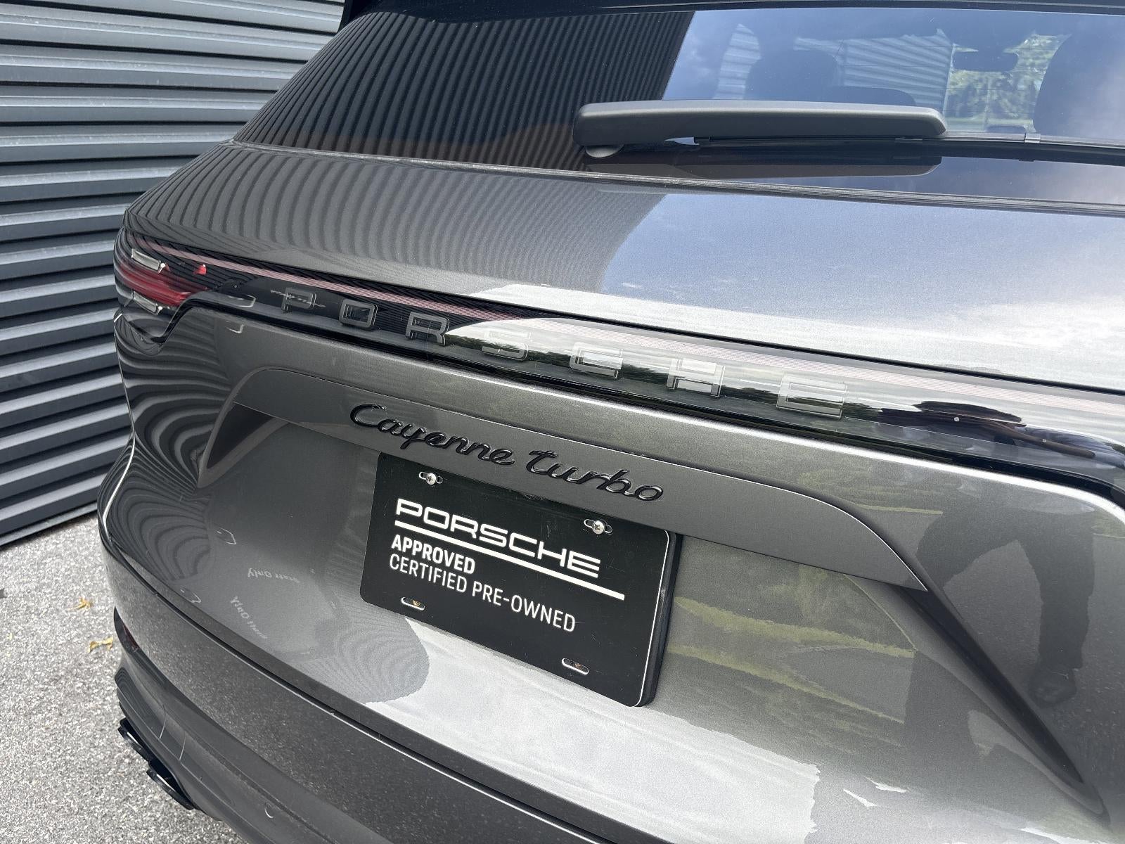 2022 Porsche Cayenne Turbo AWD