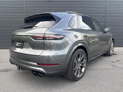 2022 Porsche Cayenne Turbo AWD
