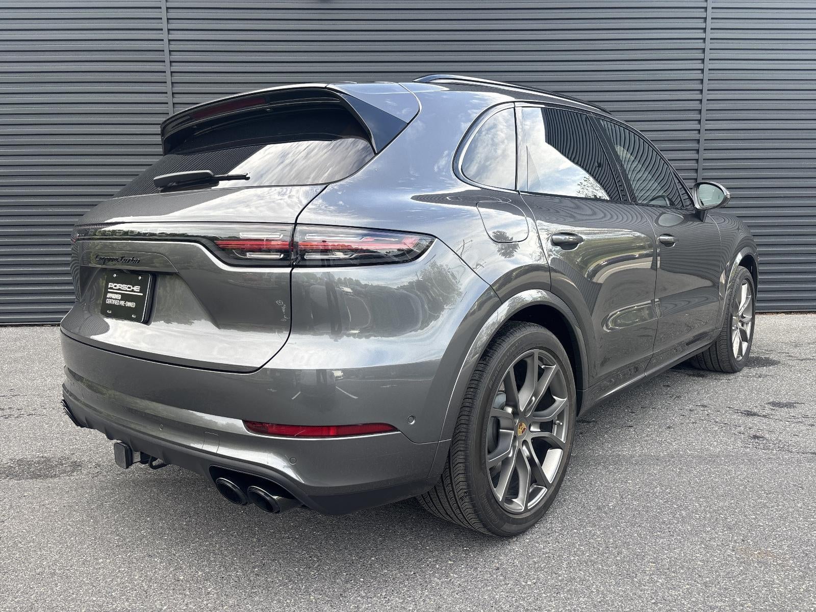 2022 Porsche Cayenne Turbo AWD