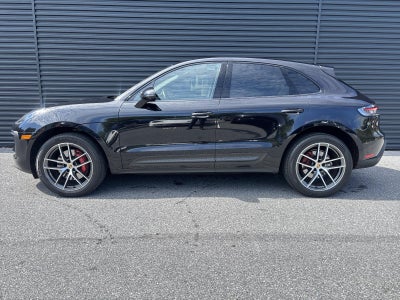 2023 Porsche Macan S AWD