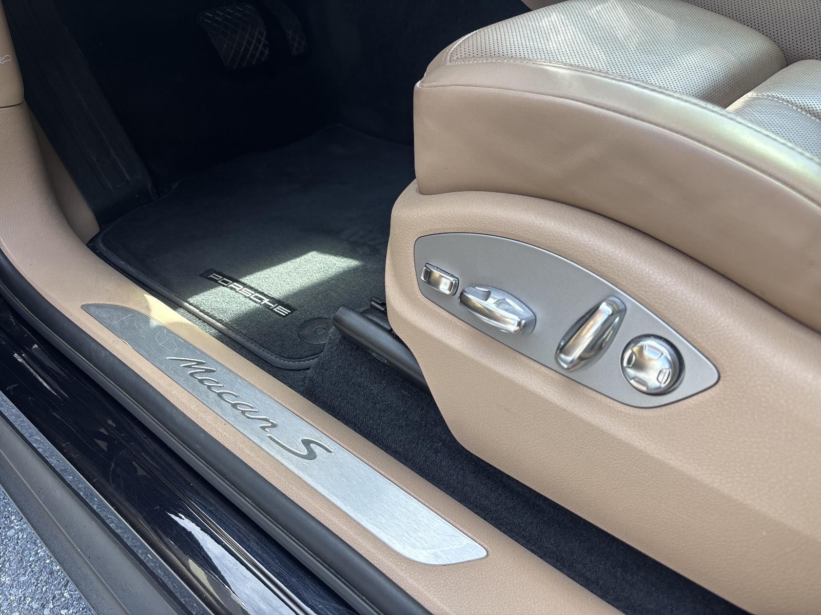 2023 Porsche Macan S AWD
