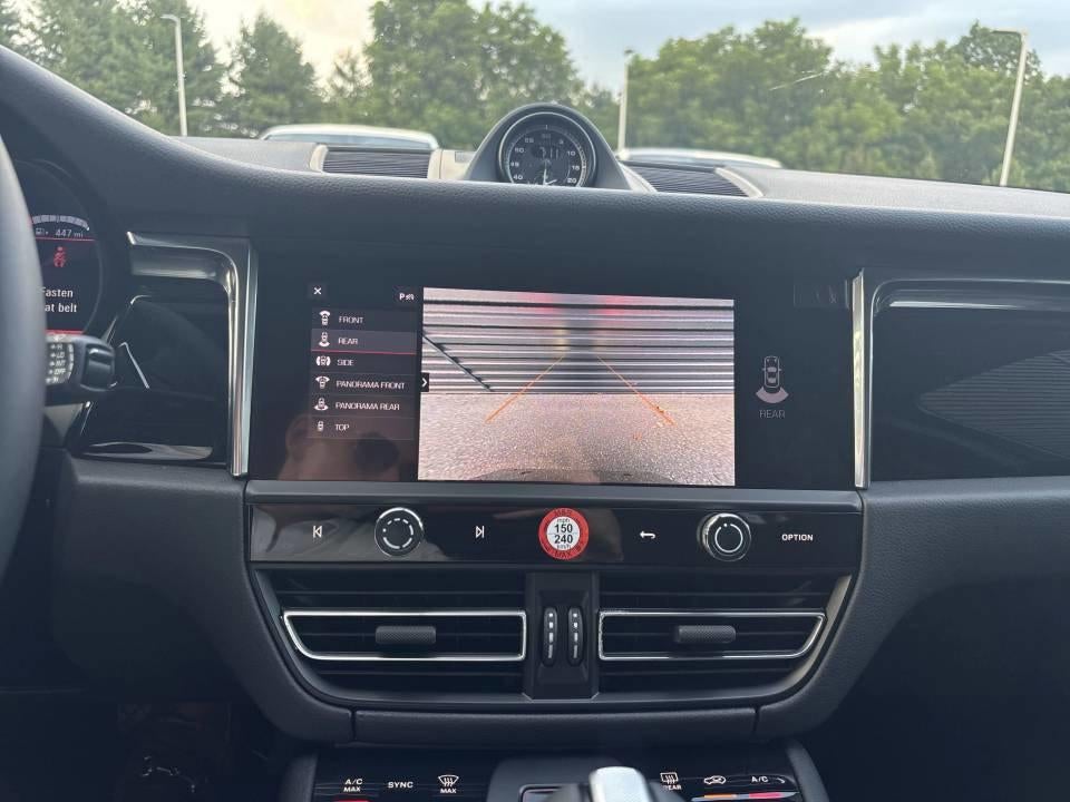 2025 Porsche Macan S AWD