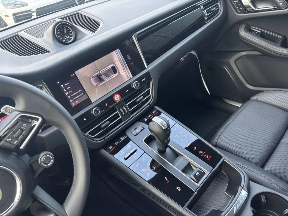 2025 Porsche Macan S AWD