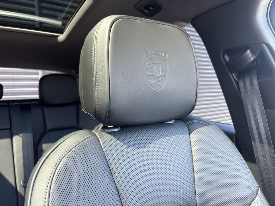 2025 Porsche Macan S AWD