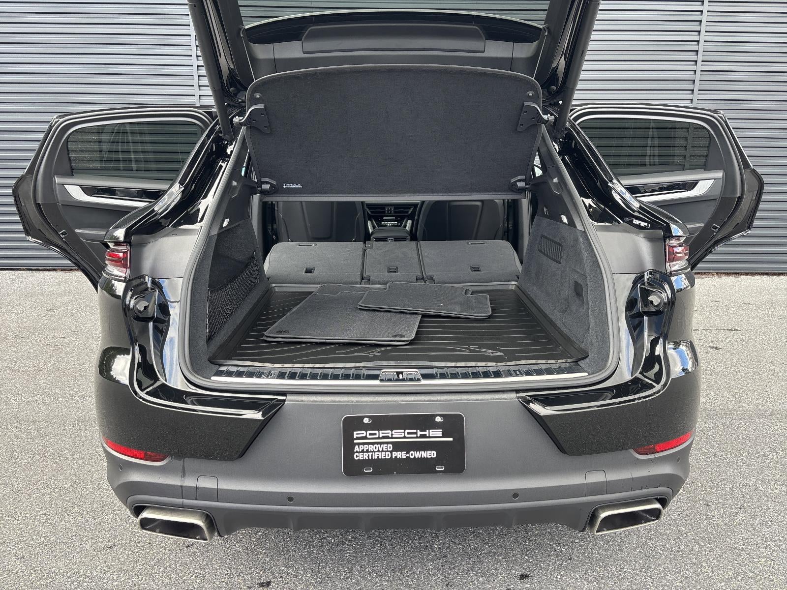 2024 Porsche Cayenne Coupe AWD