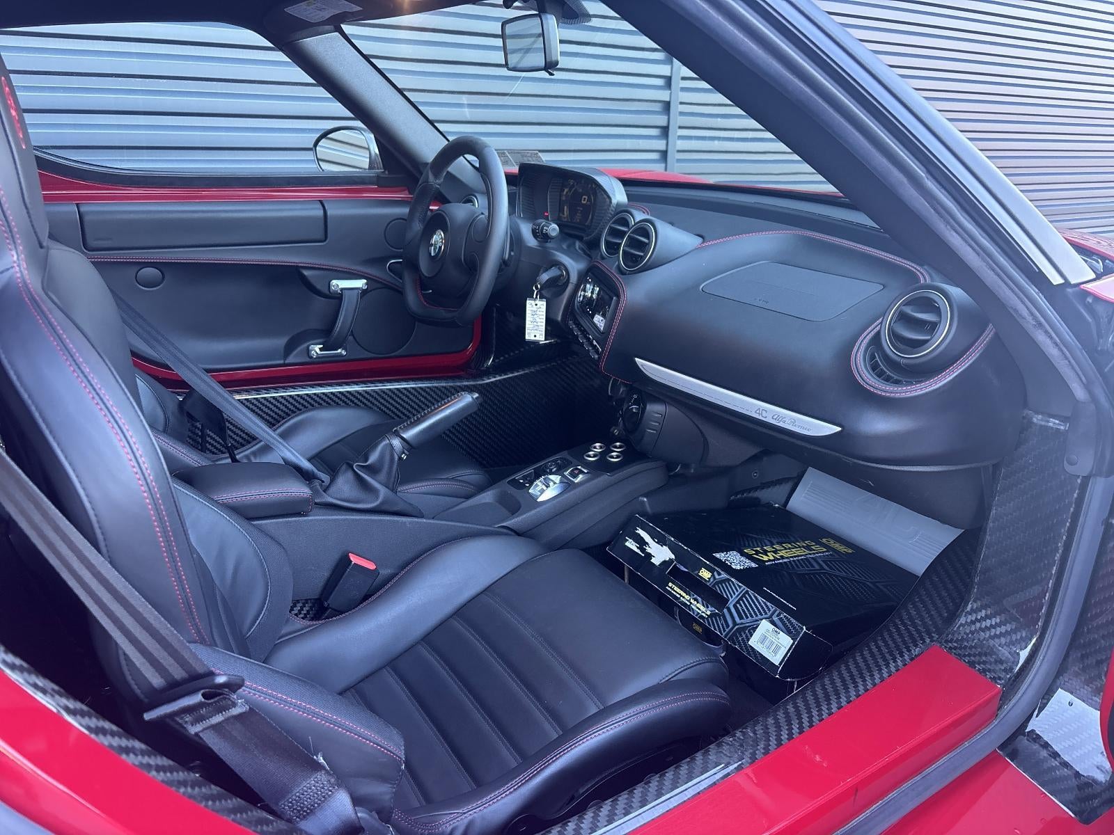 2015 Alfa Romeo 4C 2dr Cpe