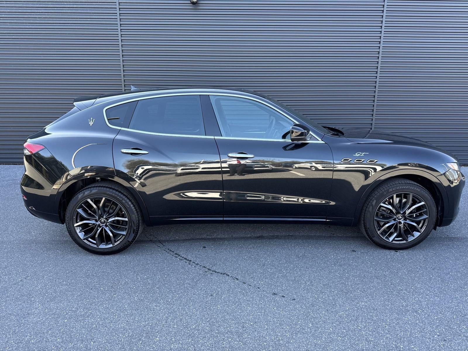 2024 Maserati Levante GT Ultima AWD