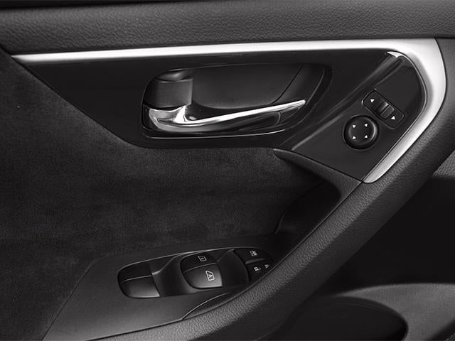 2014 Nissan Altima 4dr Sdn I4 2.5 SV