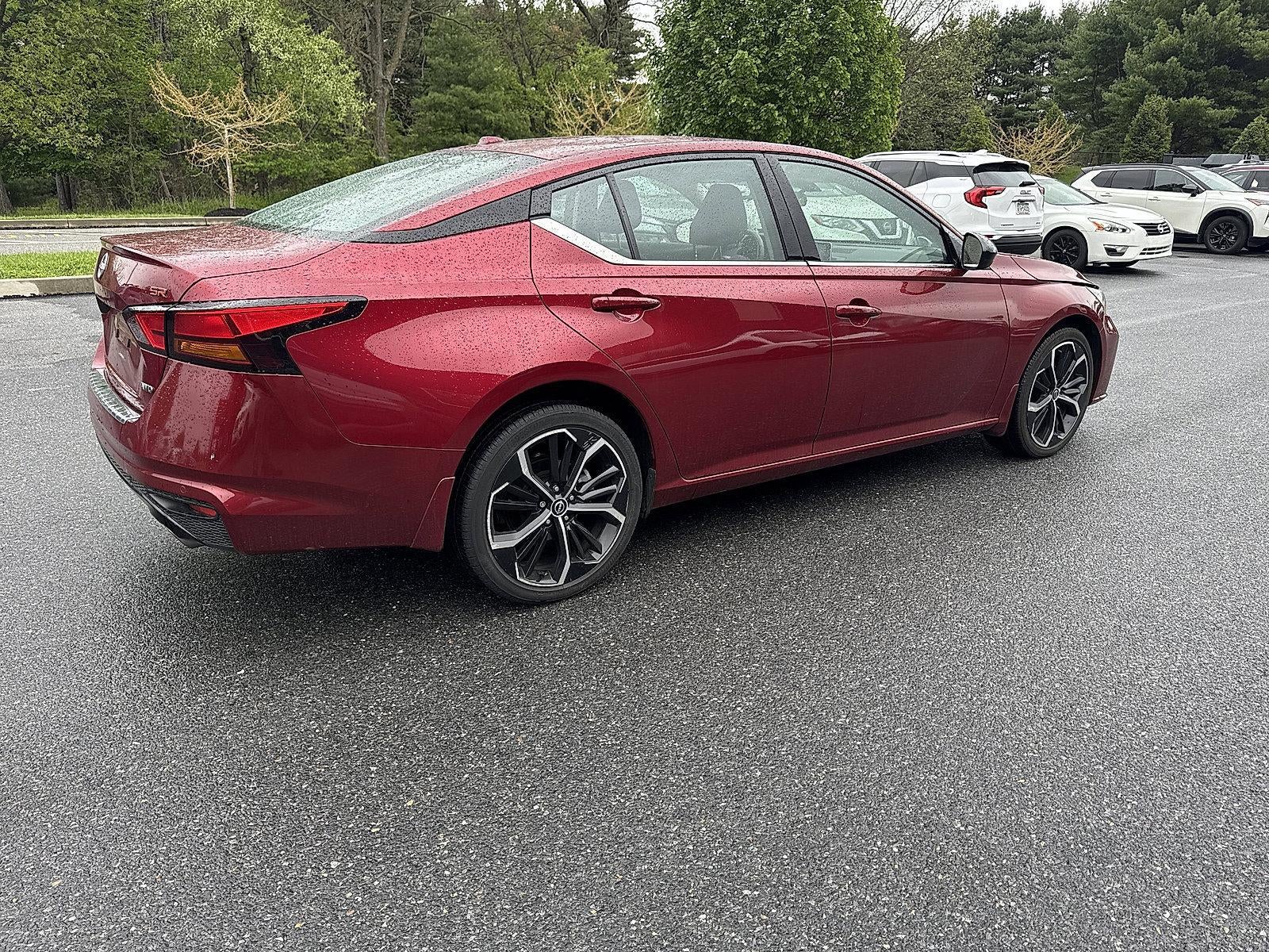 2023 Nissan Altima SR