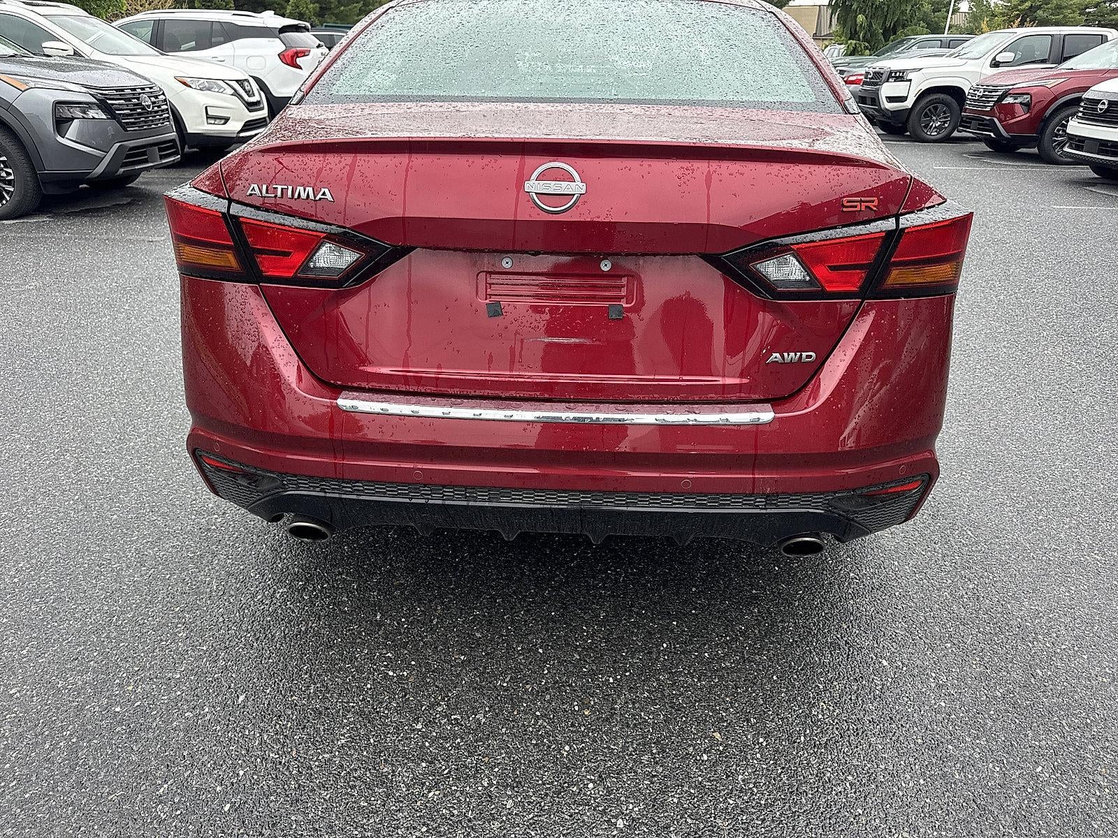 2023 Nissan Altima SR