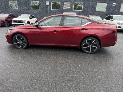 2023 Nissan Altima SR