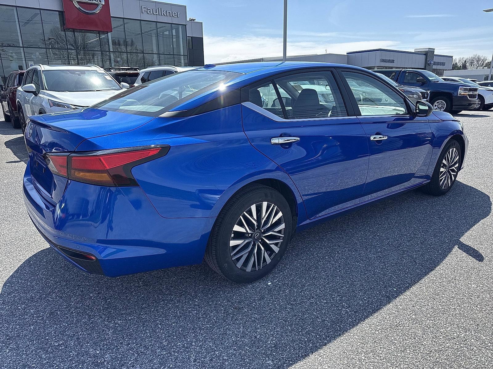 2025 Nissan Altima SV