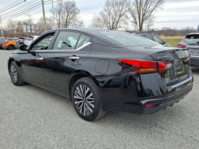 2023 Nissan Altima SV