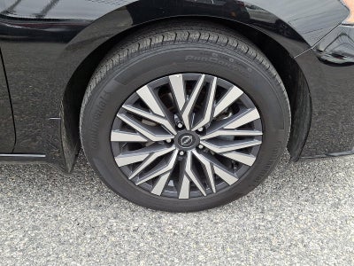 2023 Nissan Altima SV