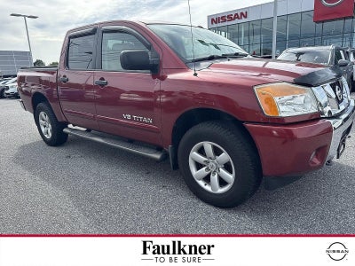 2014 Nissan Titan 4WD Crew Cab Short Bed SV