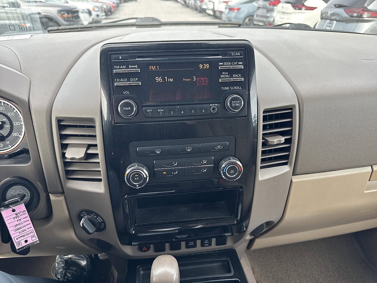 2014 Nissan Titan 4WD Crew Cab Short Bed SV