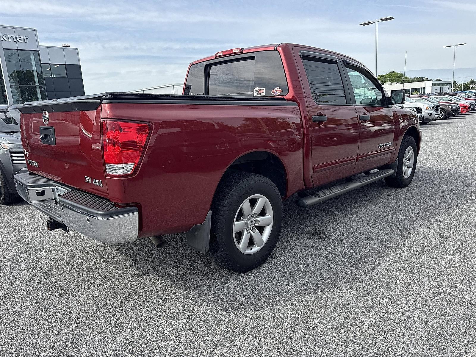 2014 Nissan Titan 4WD Crew Cab Short Bed SV