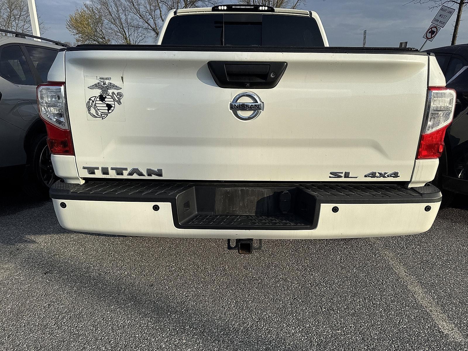 2017 Nissan TITAN Crew Cab SL