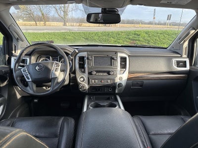 2017 Nissan TITAN Crew Cab SL
