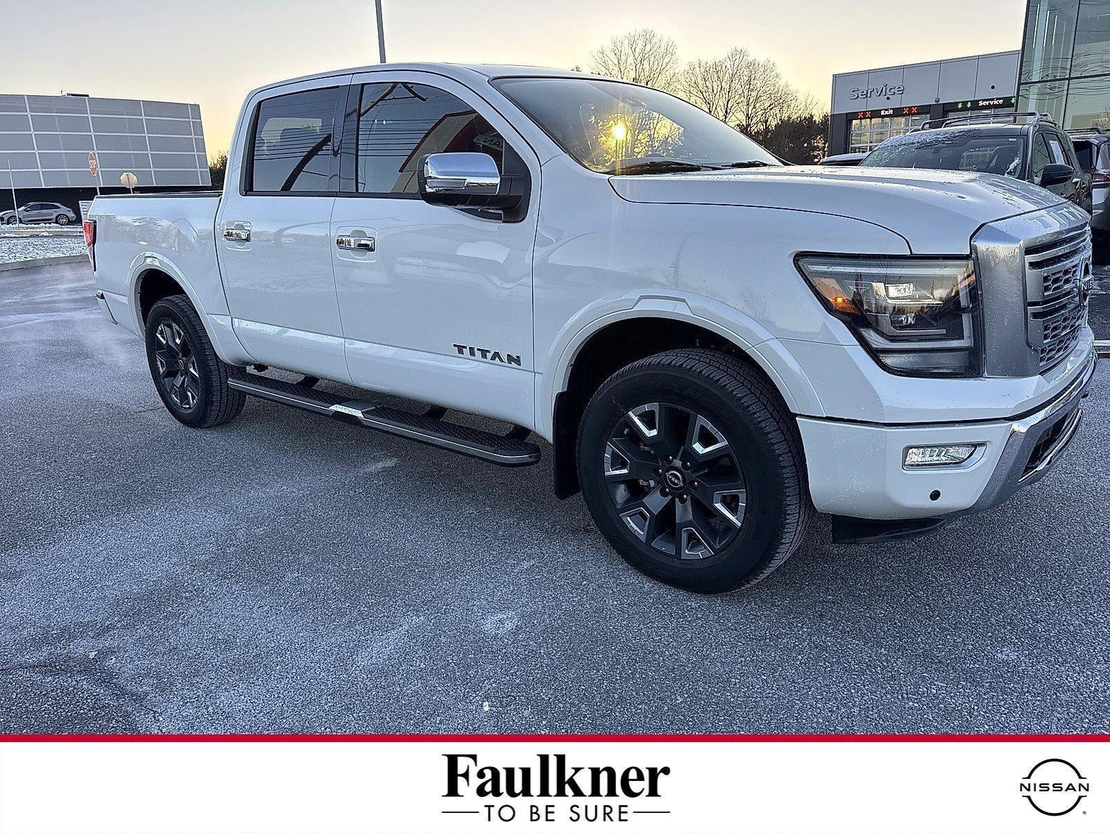 2024 Nissan TITAN Crew Cab Platinum Reserve