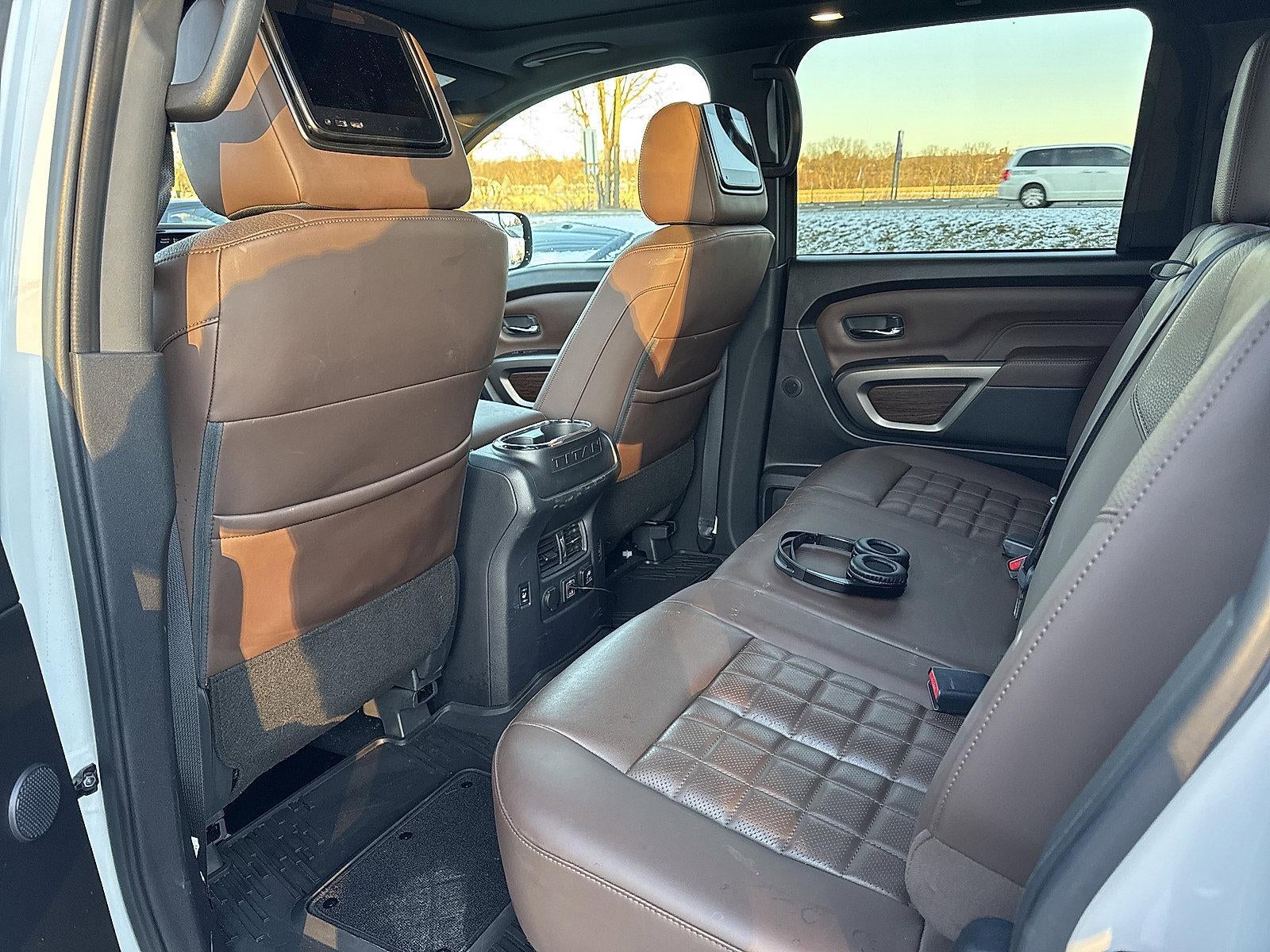 2024 Nissan TITAN Crew Cab Platinum Reserve