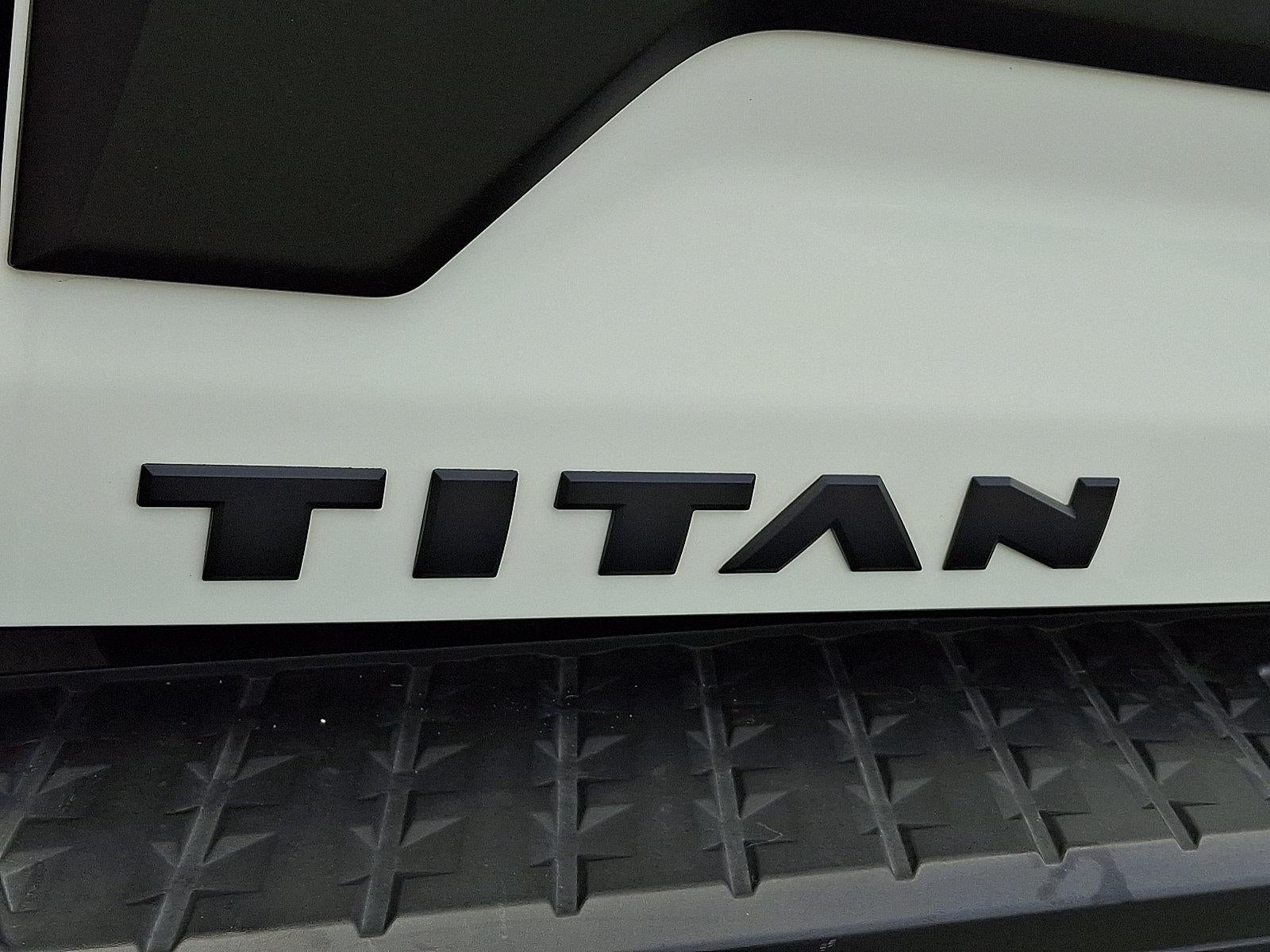 2024 Nissan TITAN Crew Cab PRO-4X®