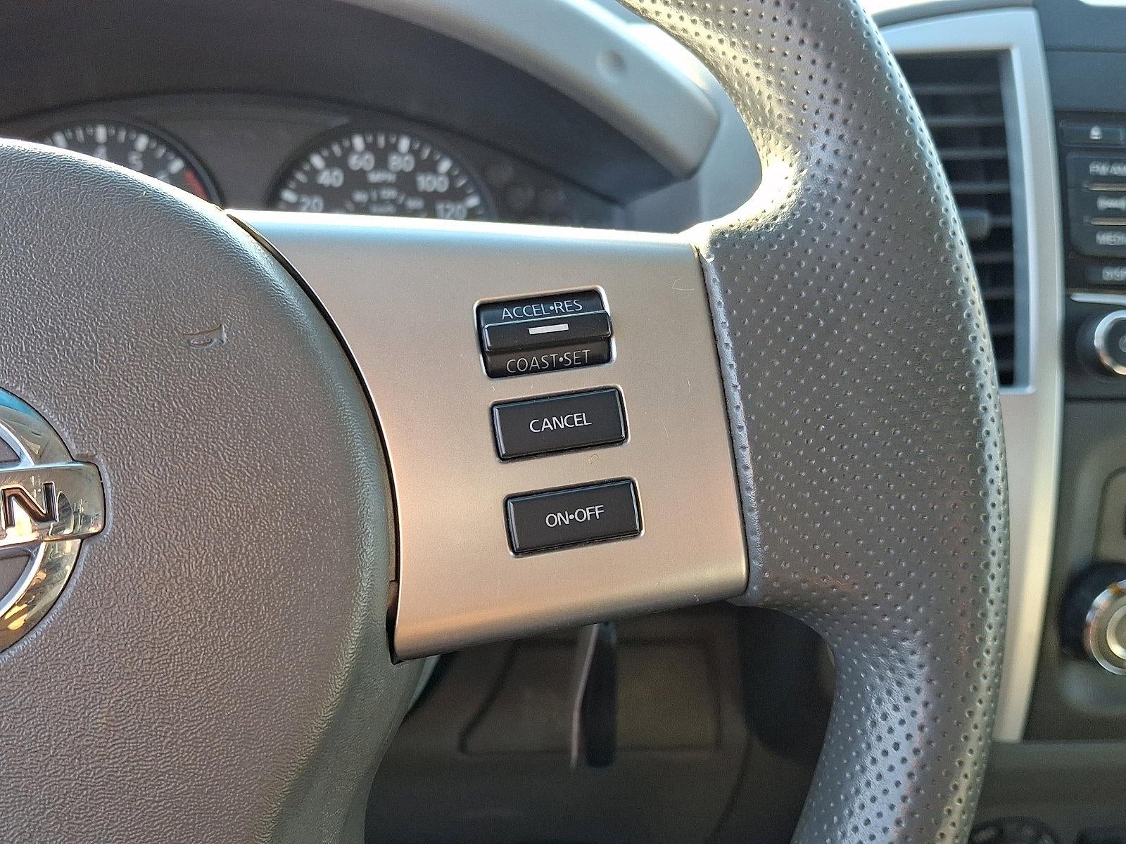 2015 Nissan Frontier 4WD Crew Cab LWB Auto SV