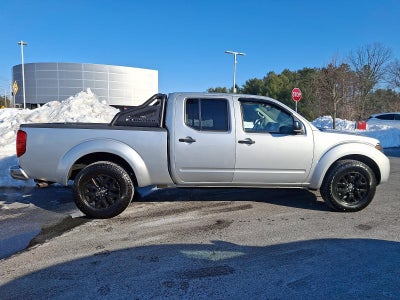 2015 Nissan Frontier 4WD Crew Cab LWB Auto SV