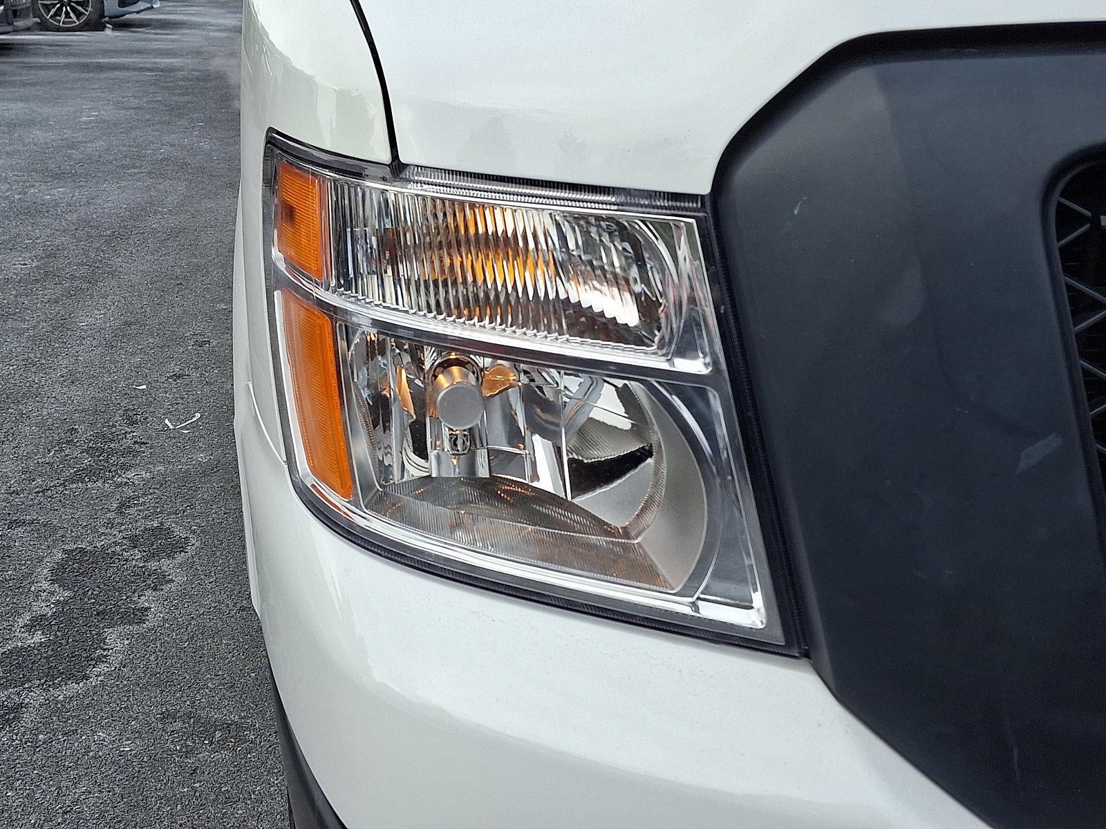 2021 Nissan NV Cargo Standard Roof V8 SV