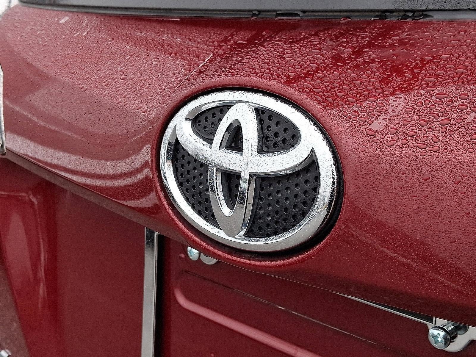 2018 Toyota RAV4 XLE AWD (Natl)