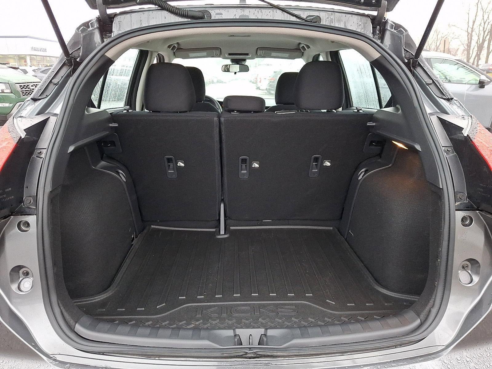 2025 Nissan Kicks Play S