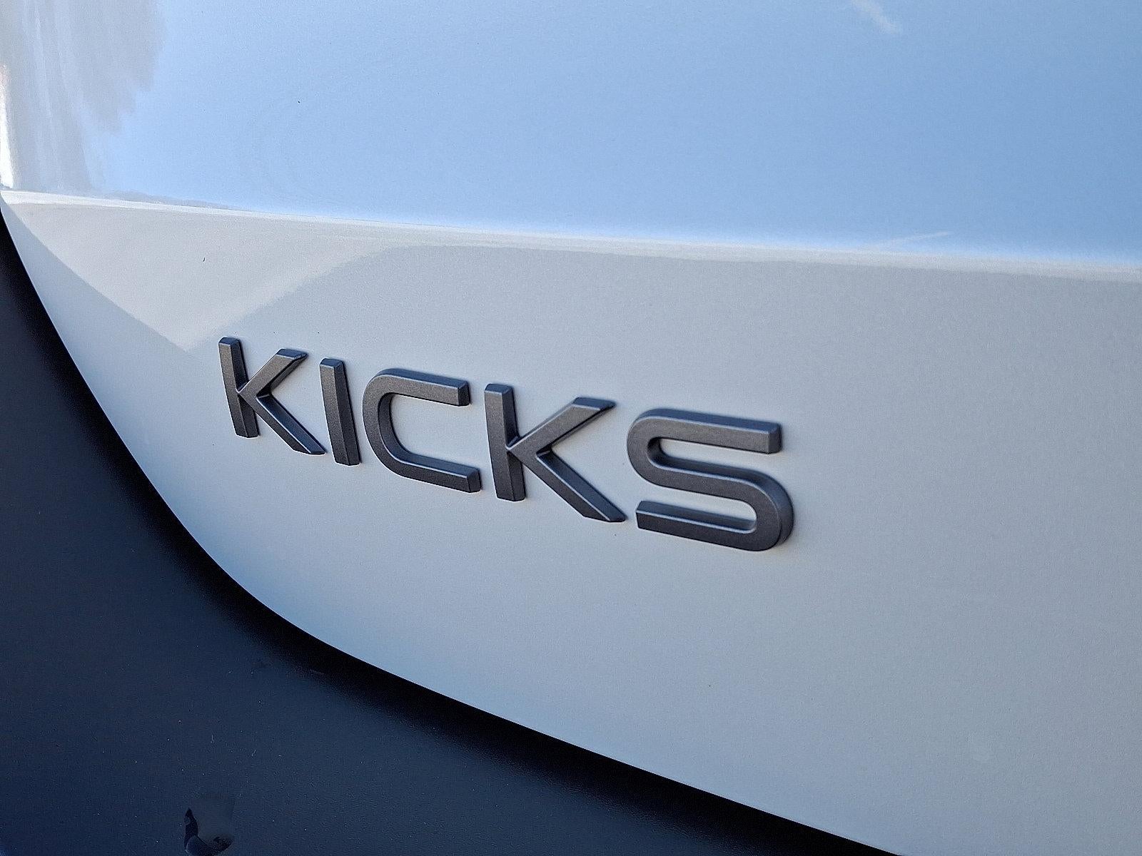 2025 Nissan Kicks SV