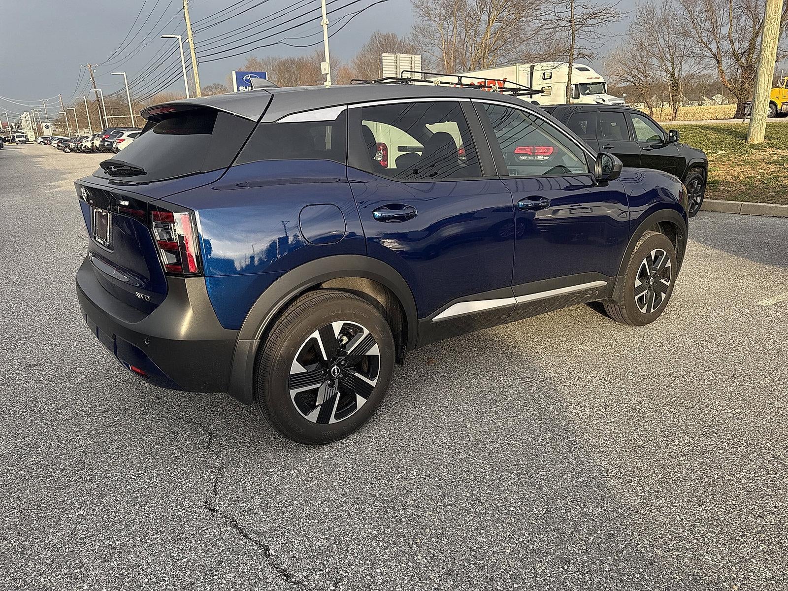 2025 Nissan Kicks SV