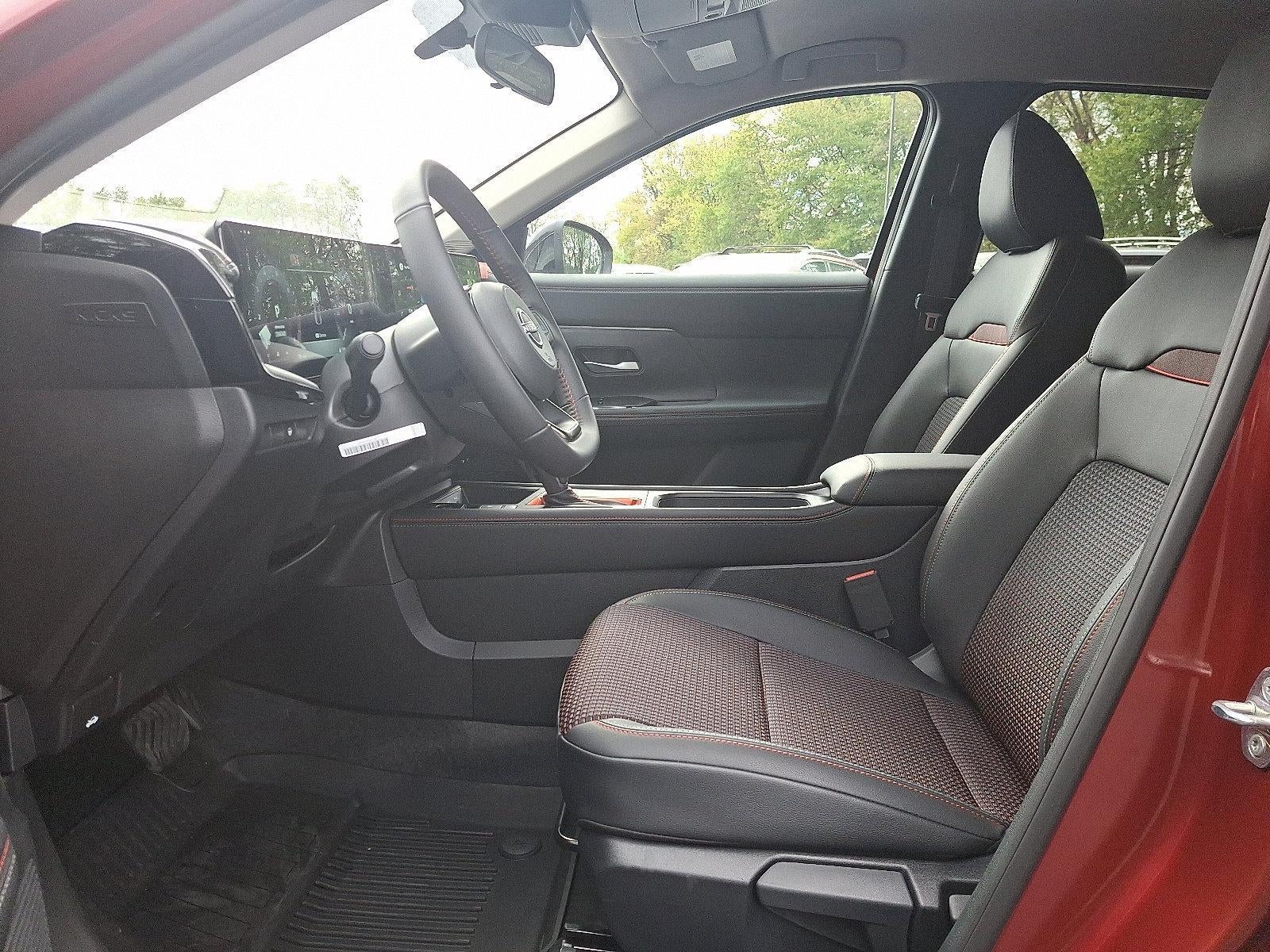 2026 Nissan Kicks SR AWD