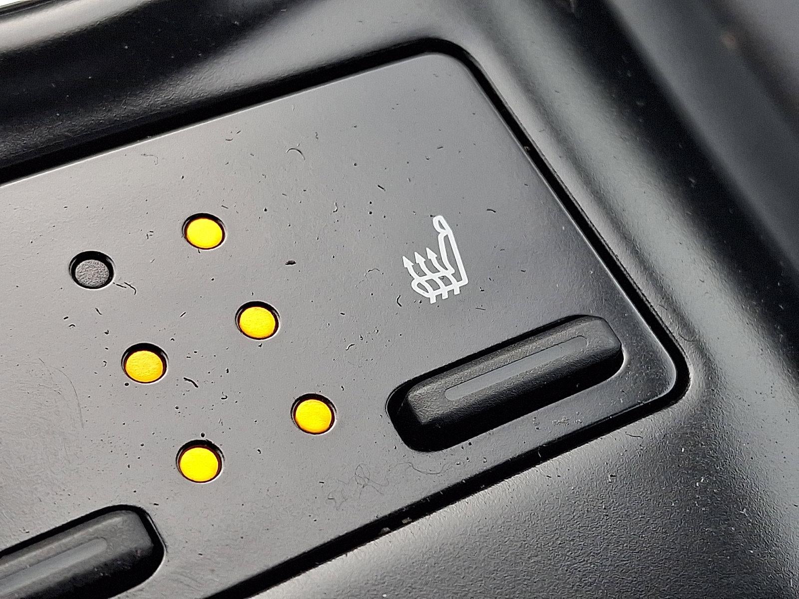 2019 Toyota Camry L Auto (Natl)