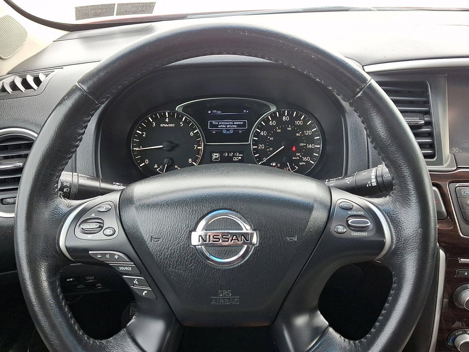 2014 Nissan Pathfinder 2WD 4dr Platinum