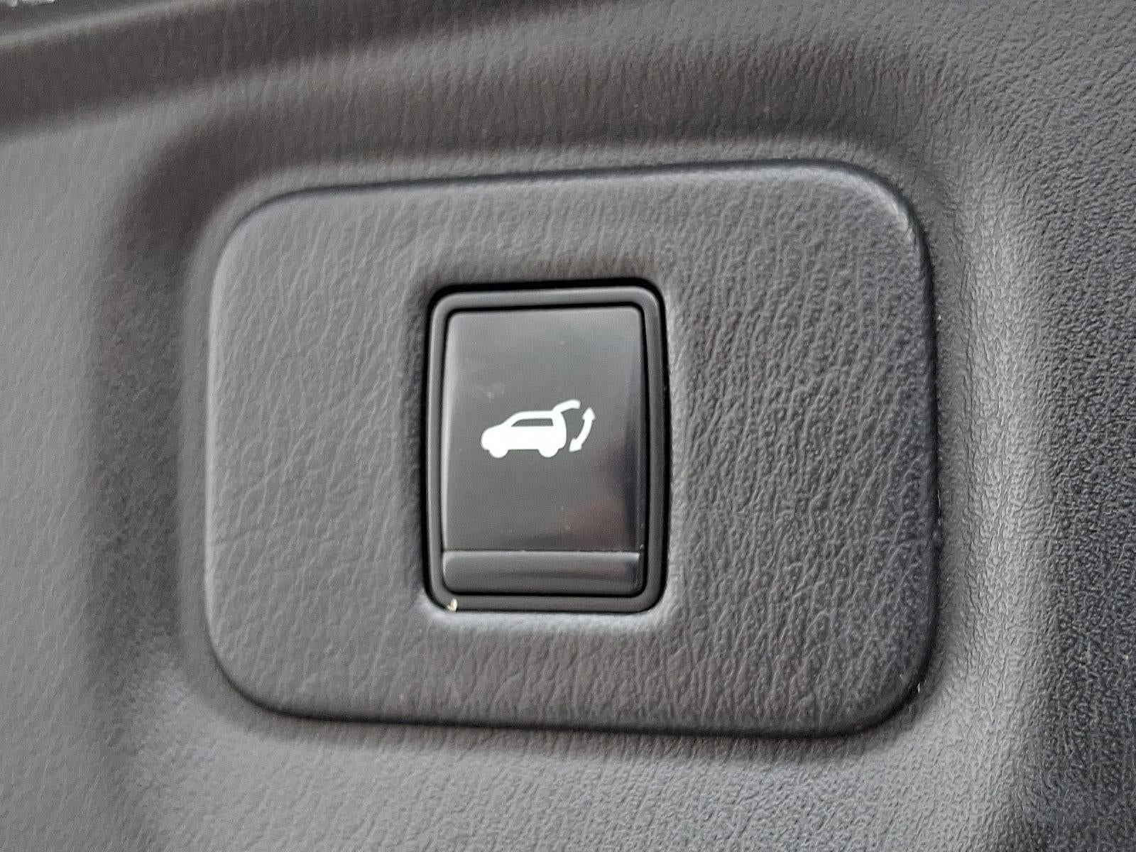 2014 Nissan Pathfinder 2WD 4dr Platinum