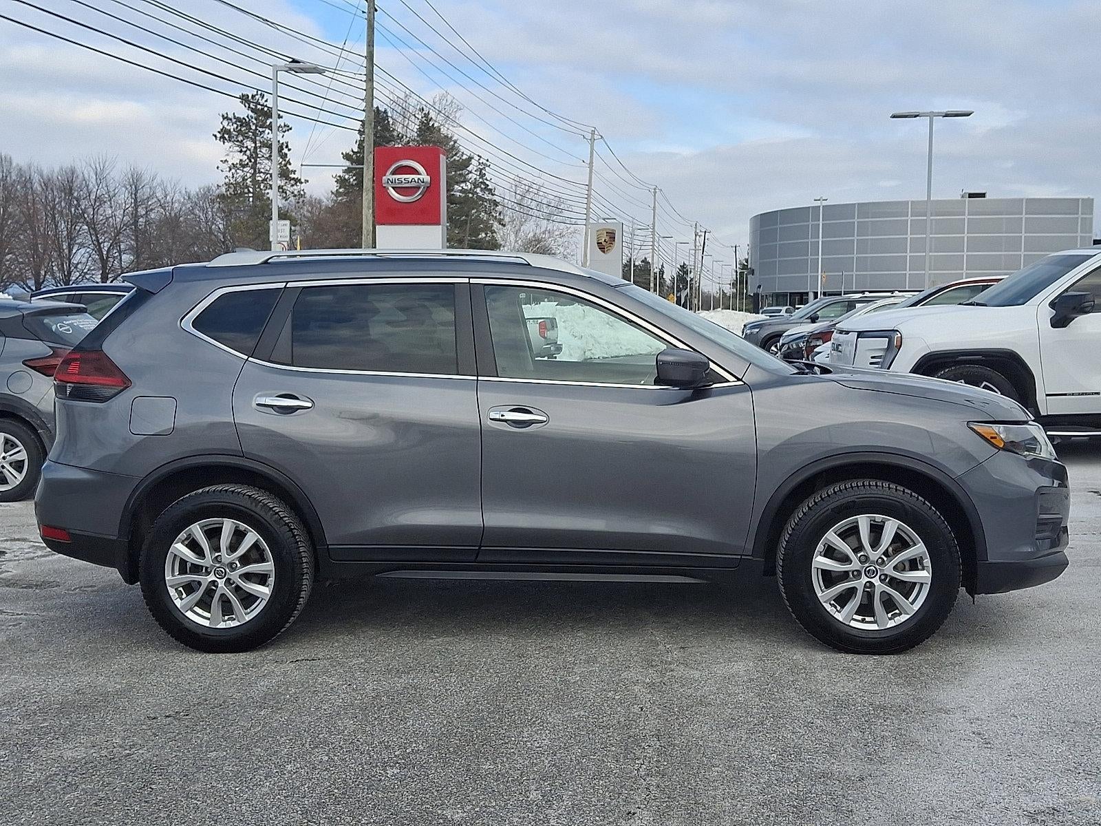 2020 Nissan Rogue SV