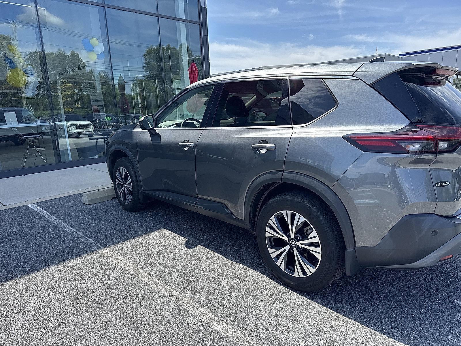 2021 Nissan Rogue SV