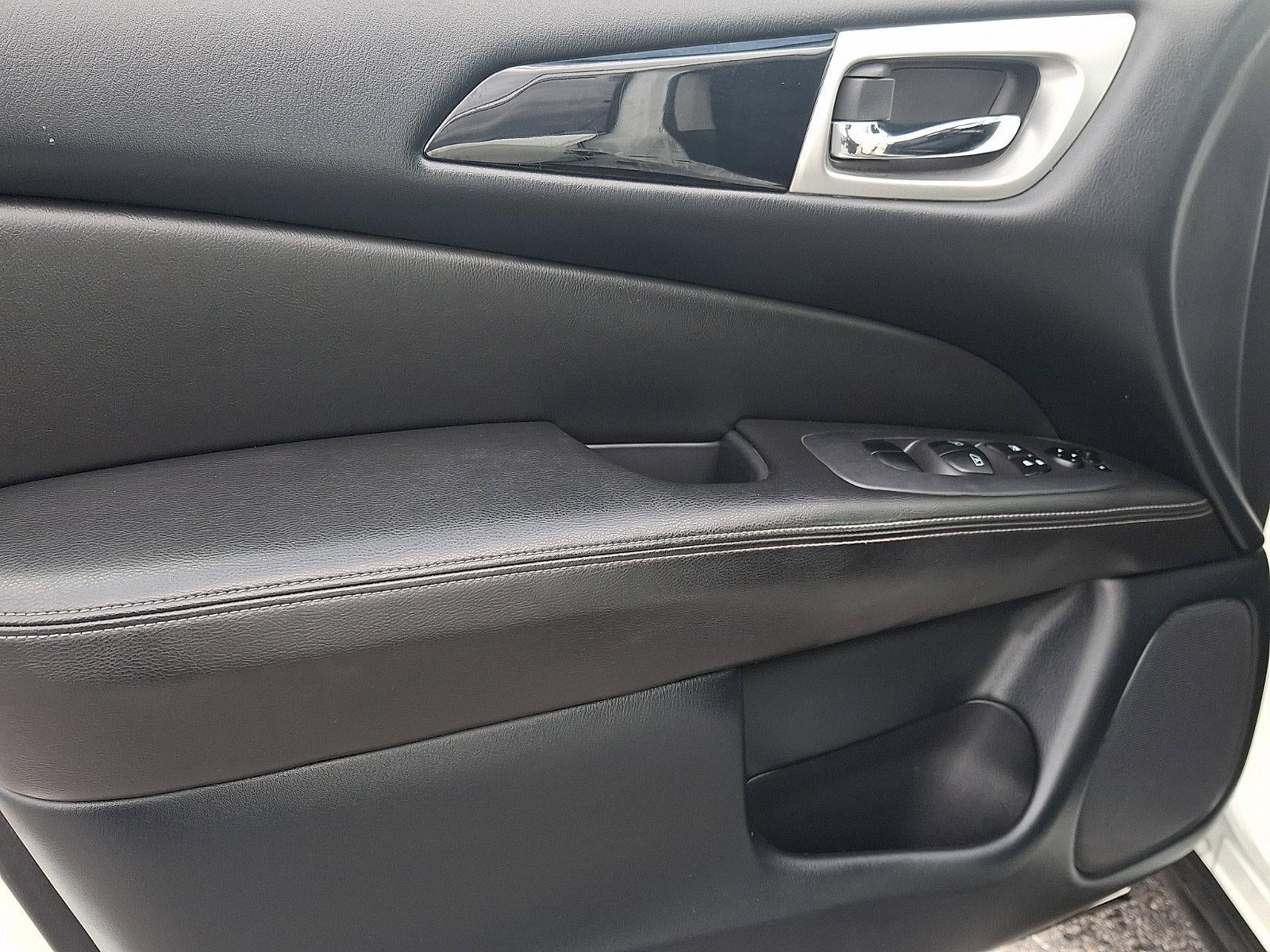 2018 Nissan Pathfinder 4x4 SV