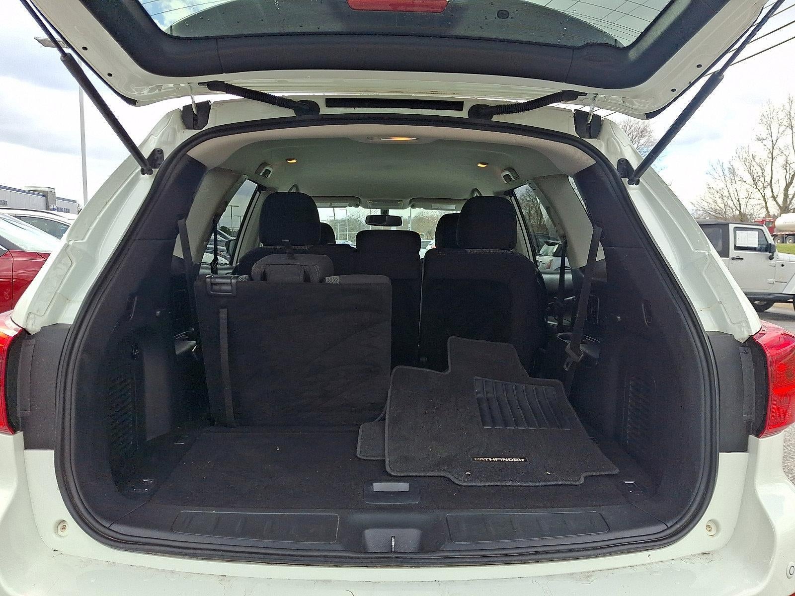 2018 Nissan Pathfinder 4x4 SV