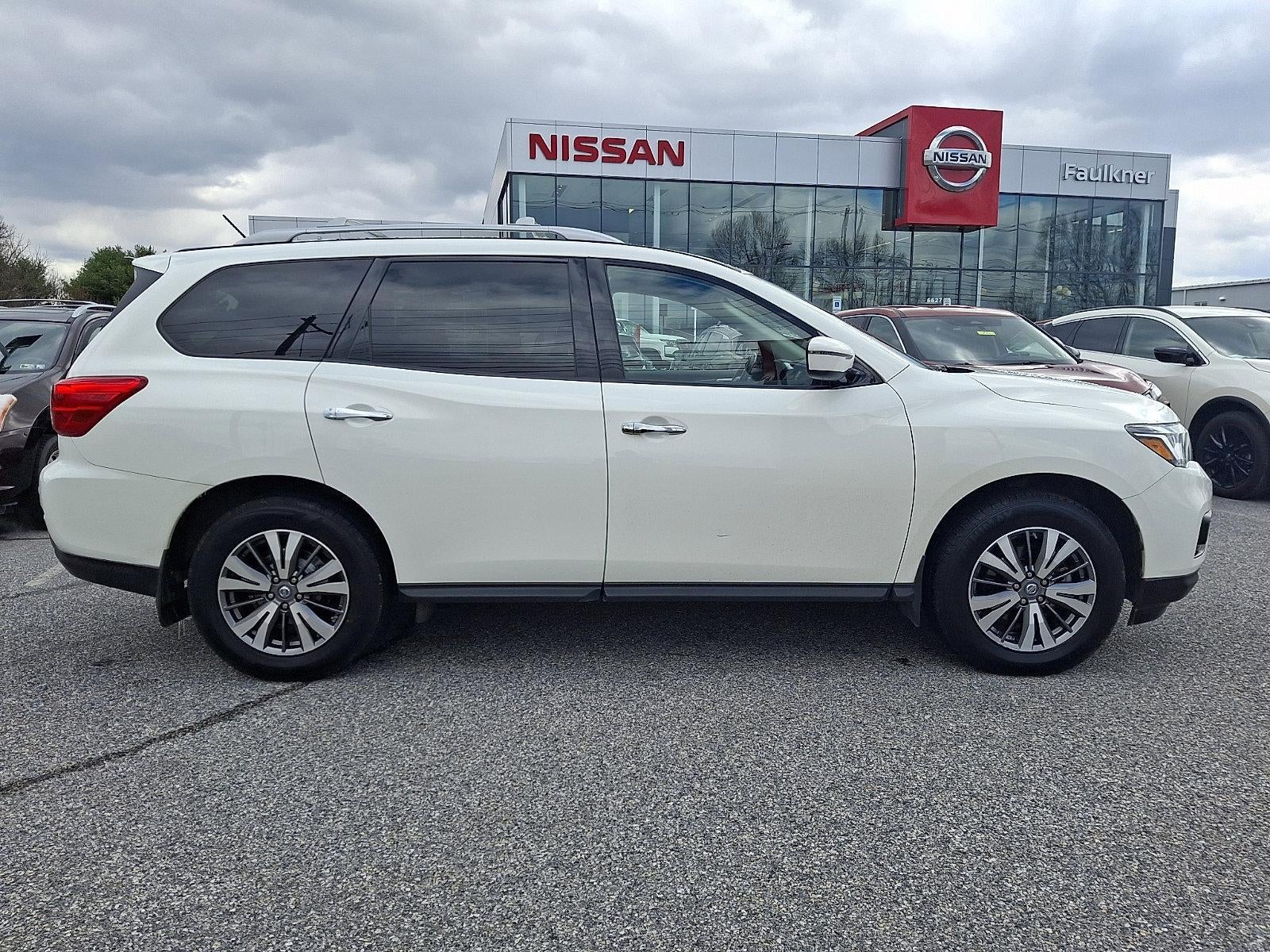2018 Nissan Pathfinder 4x4 SV