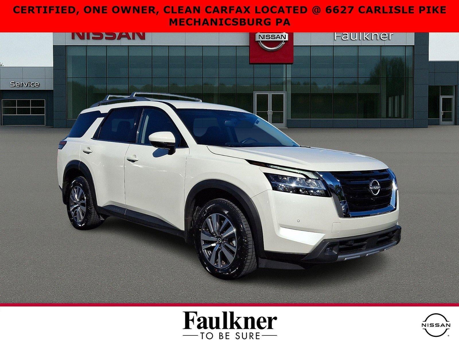 2022 Nissan Pathfinder SL