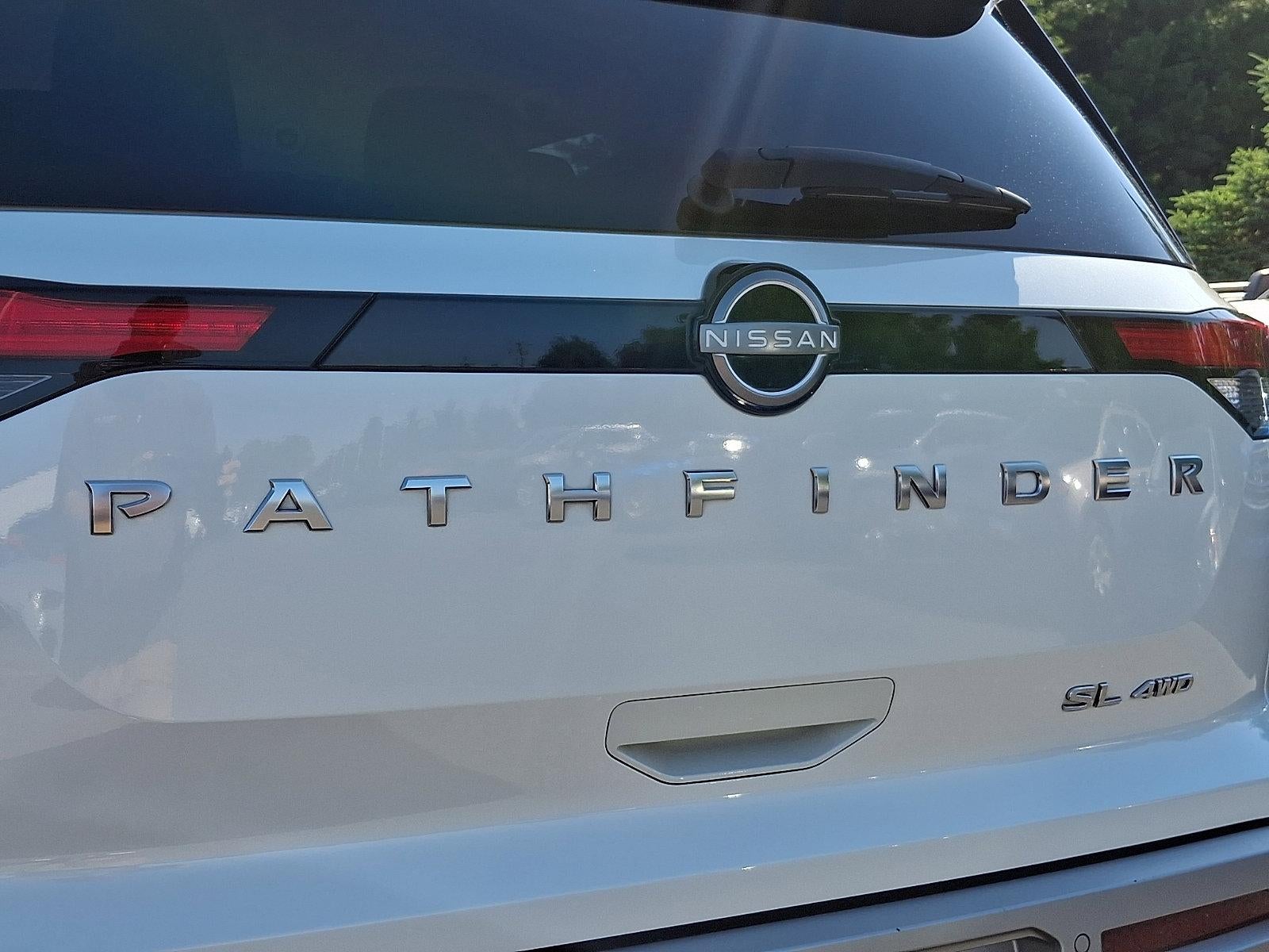 2022 Nissan Pathfinder SL