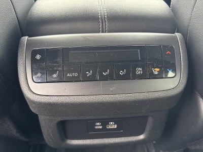 2024 Nissan Pathfinder SL 4WD