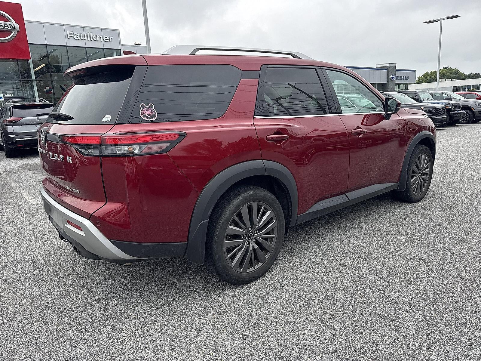 2024 Nissan Pathfinder SL 4WD